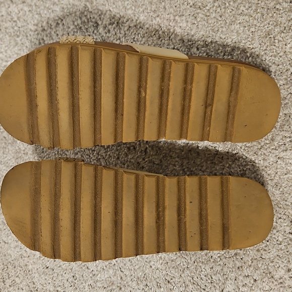 Reef Platform Sandals - Picture 2 of 4